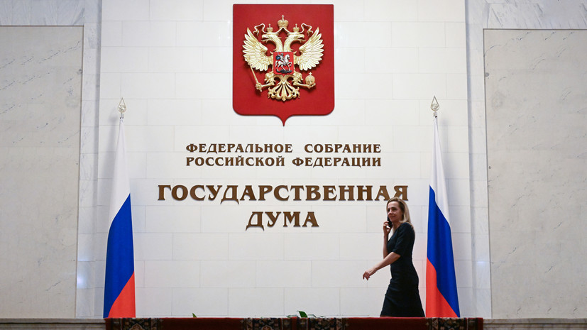 Снизить стаж и освободить от требования по наградам: в ГД предложили упростить присвоение звания «Ветеран труда» в ОПК