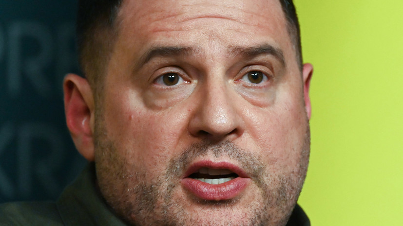 Депутат Ивлев увидел признаки психоза в картинках Ермака с горящим Кремлём