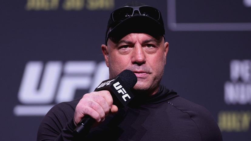 Комментатора UFC заменили на турнире в Канаде после слов про Россию