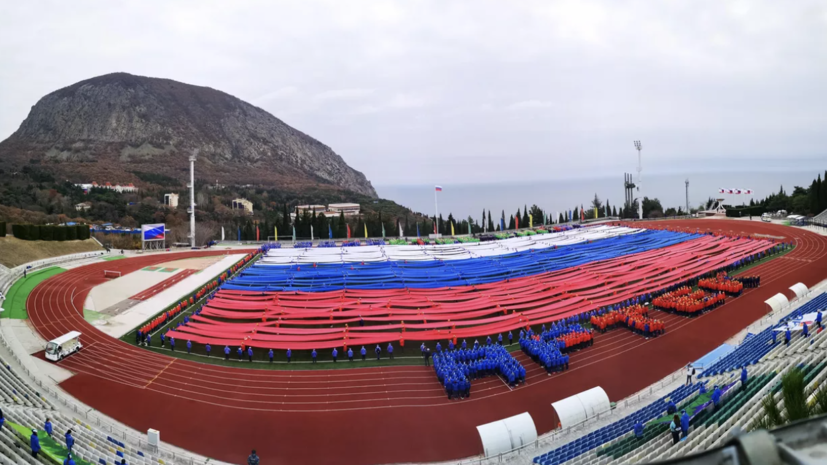 Более 3000 школьников отпразднуют День Победы на майской смене в «Артеке»