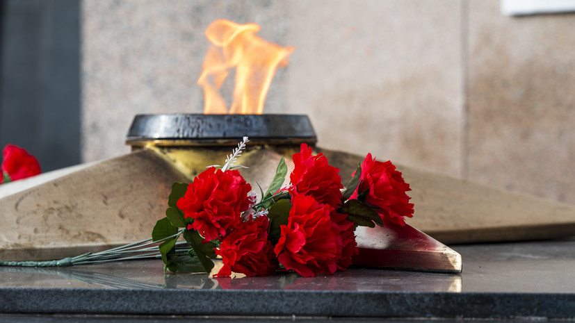 В преддверии Дня Победы в 80 регионах России одновременно зажгли Вечные огни