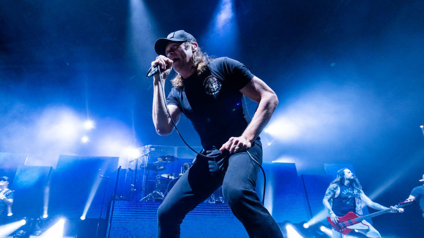Вокалист 3 Doors Down Арнольд сообщил, что болен раком четвёртой стадии