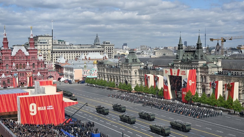 Опубликованы кадры прохода войск беспилотных систем на параде Победы