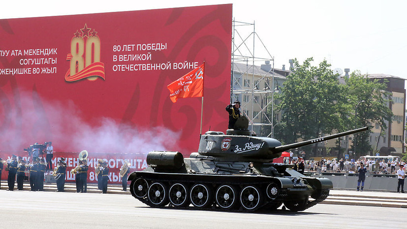 Концерт в честь 80-летия Победы в Бишкеке закончился шоу дронов