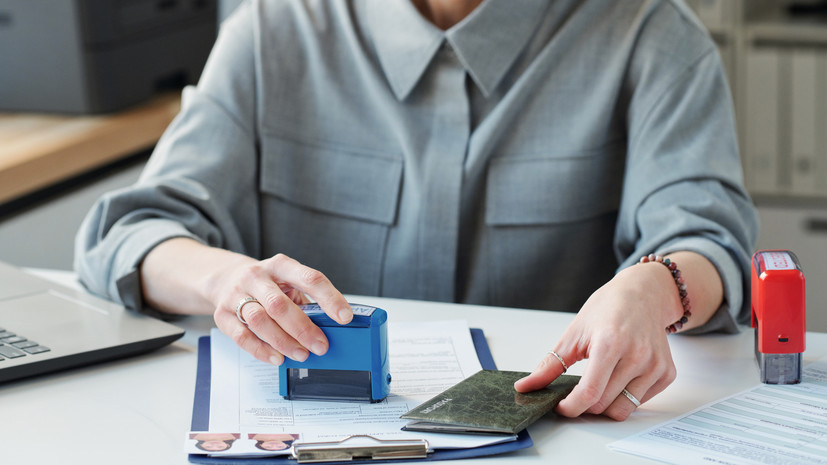 В РСТ посоветовали обращаться в консульство при потере или краже документов