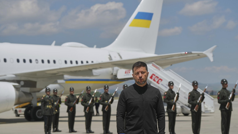 Зеленский прибыл в Турцию