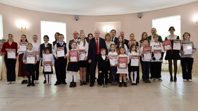 В Москве открылась выставка «Мы помним, мы рисуем» с детскими рисунками