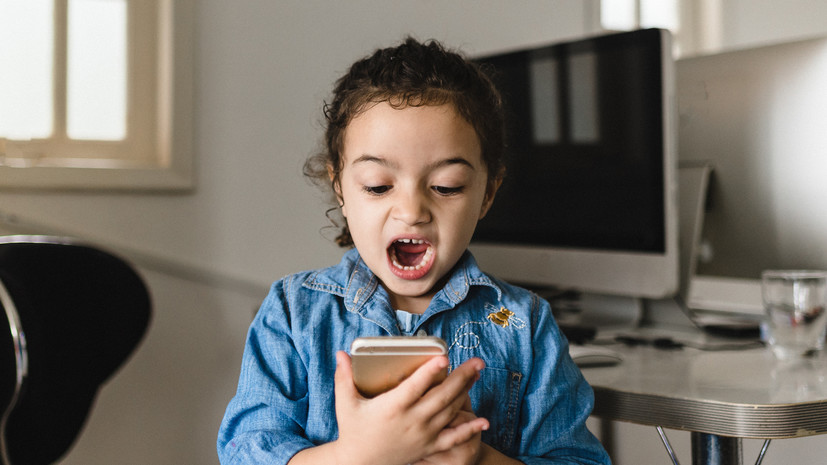 Мошенники начали манипулировать чувствами детей к родителям