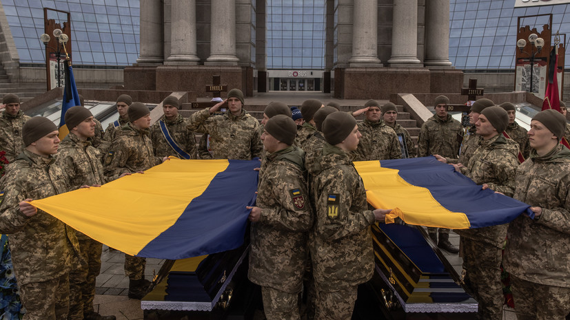 На Украине сообщили, что получили от России тела 909 погибших солдат ВСУ