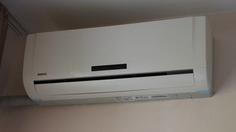 Специалист Малозёмов посоветовал чистить кондиционер перед летом