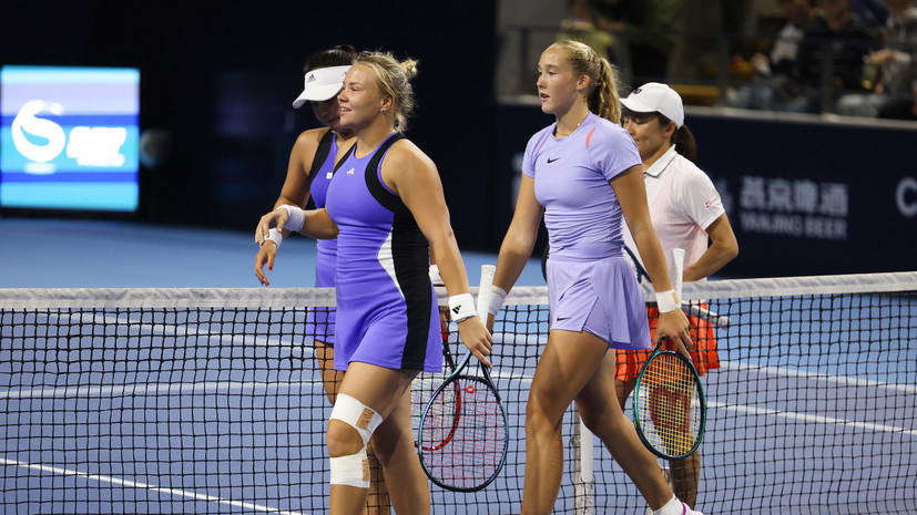 Андреева и Шнайдер не смогли выйти в финал турнира WTA в Риме в парном разряде