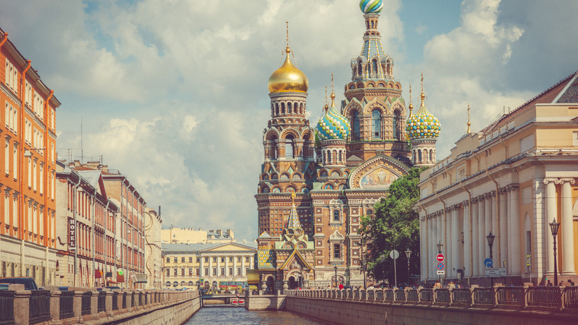 Петербург принял 675 тысяч туристов в майские праздники