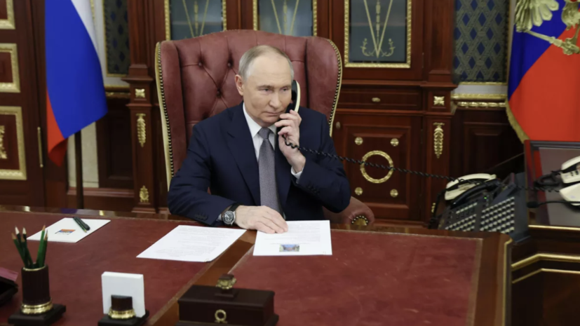 Путин и Бердымухамедов обсудили развитие отношений России и Туркмении