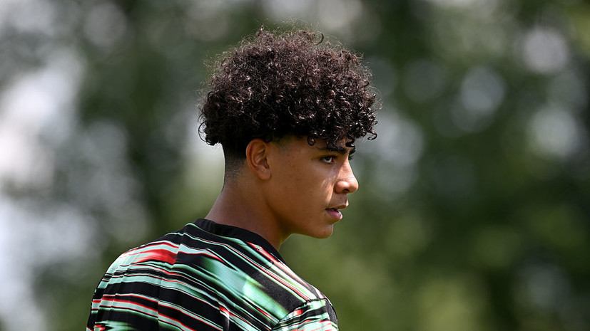 Сын Роналду впервые забил за Португалию и отметил гол в стиле отца