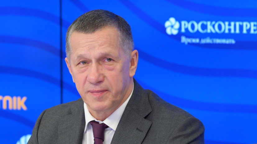 Трутнев пригласил китайскую делегацию принять участие в ВЭФ-2025