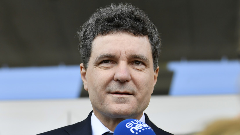 Дан: Макрон переживал, что Симион может заблокировать помощь Украине