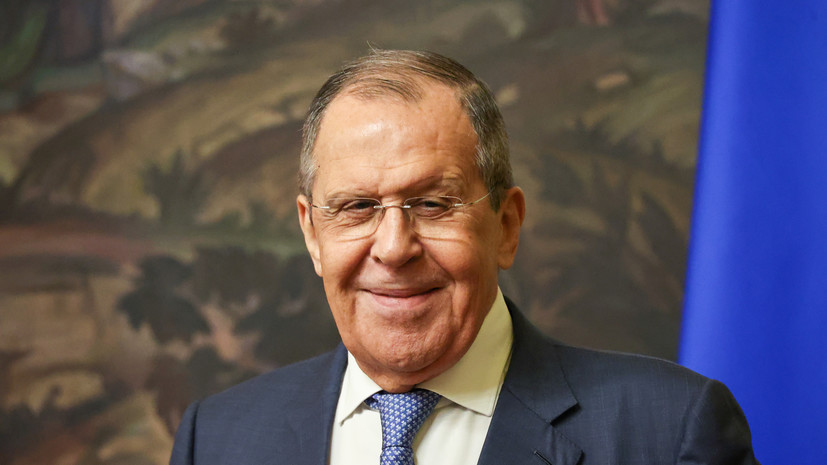 Лавров пошутил на тему семейного положения на встрече в Армении