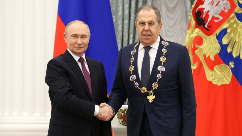 Историк Кнутов рассказал подробности об ордене, которым Путин наградил Лаврова