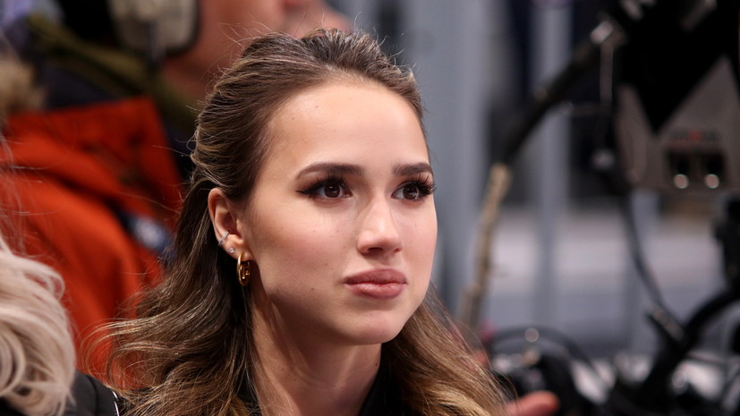 Загитова — о мерче со словом «безызбежно»: решила просто посмеяться над собой