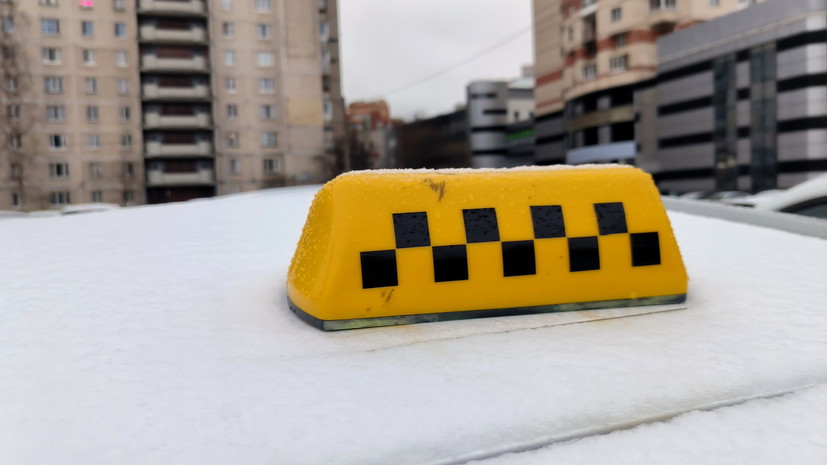 Минпромторг России подготовит до конца года перечень машин для работы в такси