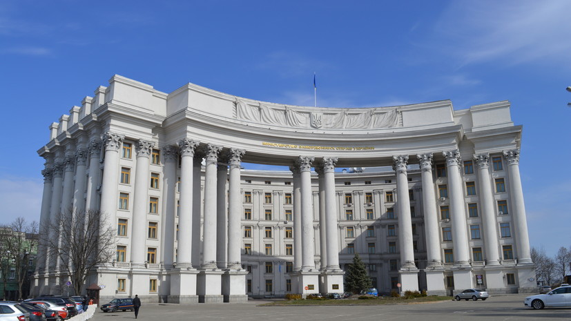 МИД Украины заявил, что работает над встречей Зеленского с Путиным