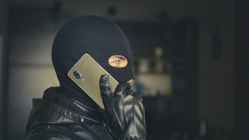 В Новосибирске пресекли работу телефонных мошенников