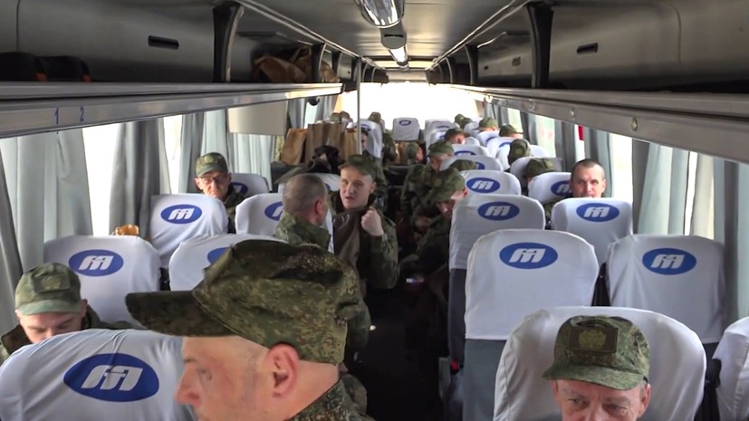 Двух вернувшихся из плена курян доставили в больницу с ранениями