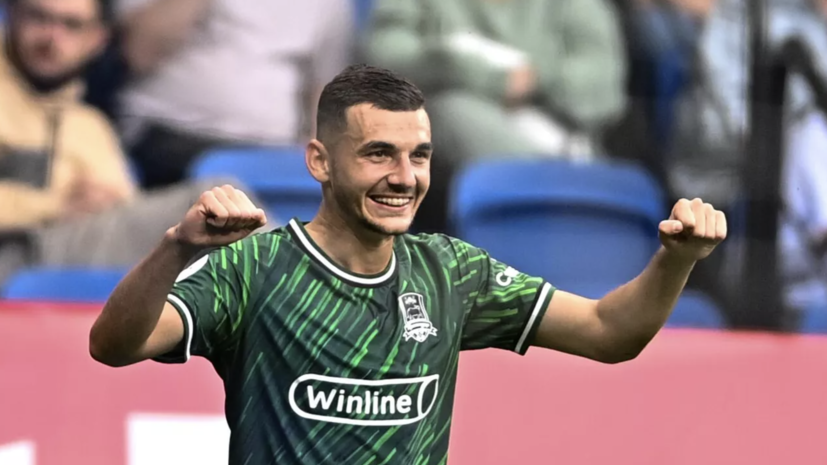 Капитан «Краснодара» Сперцян в первую очередь дал подержать кубок РПЛ Галицкому