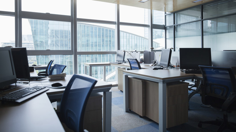 В Москве 60% офисных сотрудников почти не выходят на улицу в рабочее время