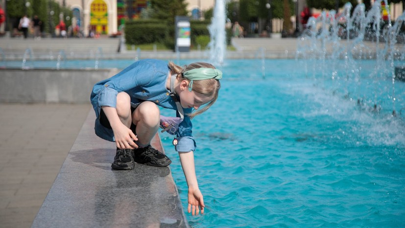 Синоптик: жара в Москве продлится до грозовых дождей в выходные