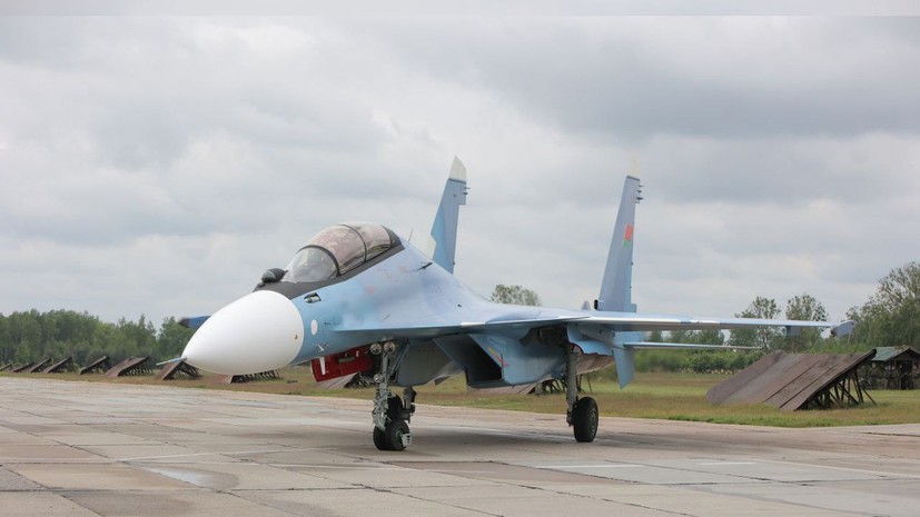 В Белоруссию на один из аэродромов прибыла партия российских самолётов Су-30СМ2