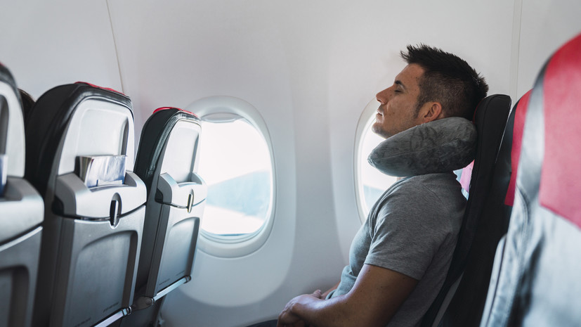 Врач Белоусова дала советы по подготовке к длительному перелёту