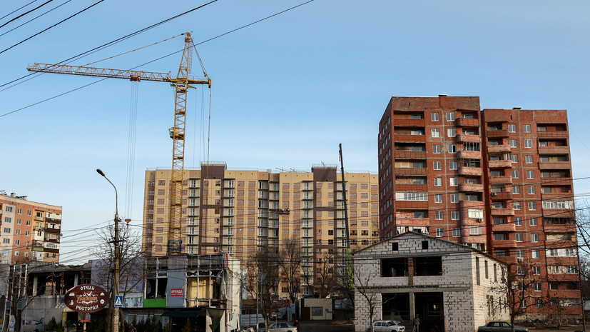 Строители из Подмосковья восстановили ещё один дом в Мариуполе