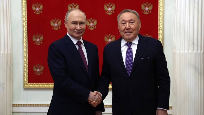 Путин провёл встречу с Назарбаевым в Кремле