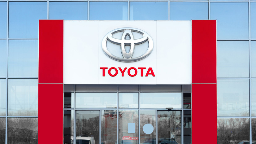 «Дочка» Toyota возобновила продажи автомобилей бренда в России