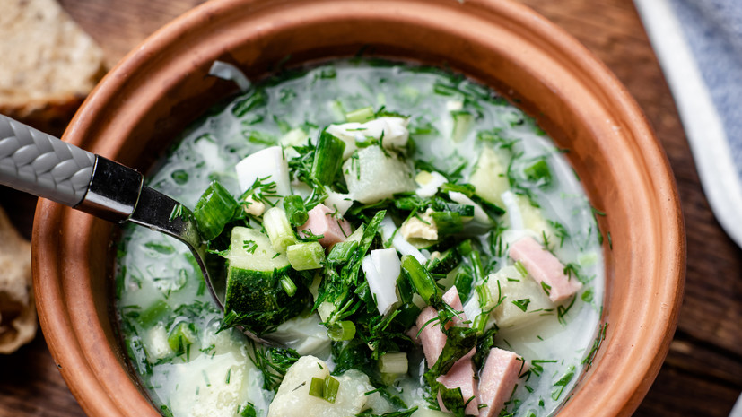 Диетолог Макиша рассказала, чем лучше заправлять окрошку