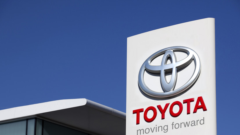 Автоэксперт Кадаков опроверг официальное возвращение Toyota в Россию