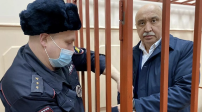 Экс-ректора КФУ Гафурова приговорили к 22 годам колонии по делу об убийстве