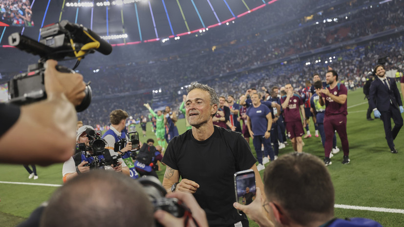 Энрике после победы в Лиге чемпионов надел футболку с изображением погибшей дочки