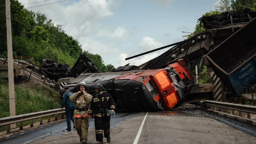 МЖД: в Курской области завершили расчистку дороги после обрушения моста