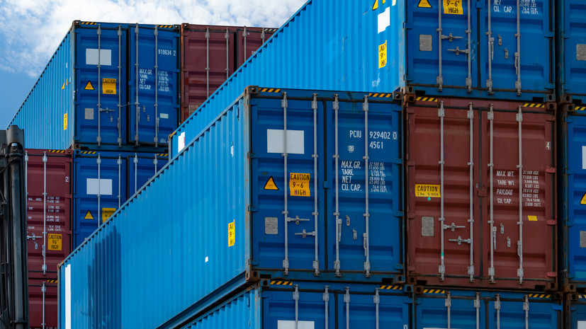 В Подмосковье будут бороться с незаконными складами из морских контейнеров