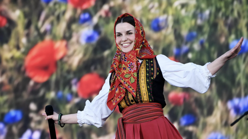 Куртукова выступит с хитом «Матушка» перед матчем Россия — Нигерия