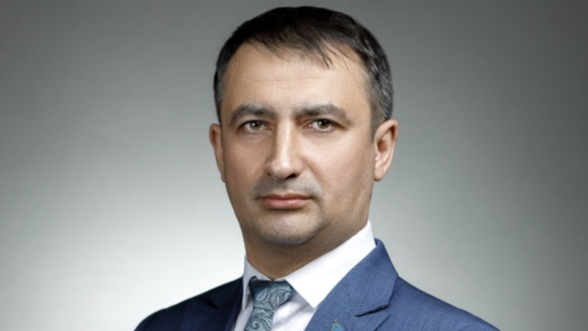 Назвавшего ХМАО «родиной мигрантов» депутата лишили поста в комитете думы