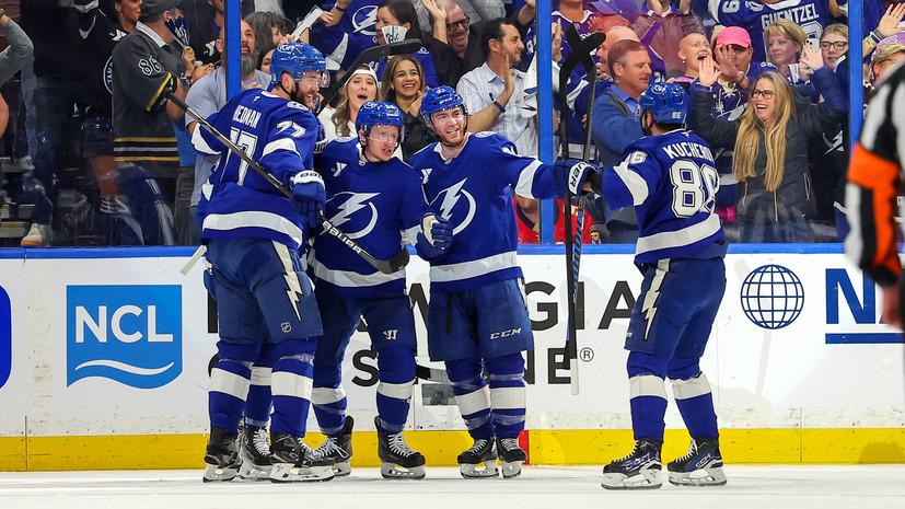 Хедман рассказал, как в «Тампе» организовали сюрприз Кучерову с вручением «Тед Линдсей Эворд»