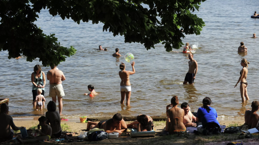 Врач рассказал о правилах безопасного для здоровья открытия купального сезона