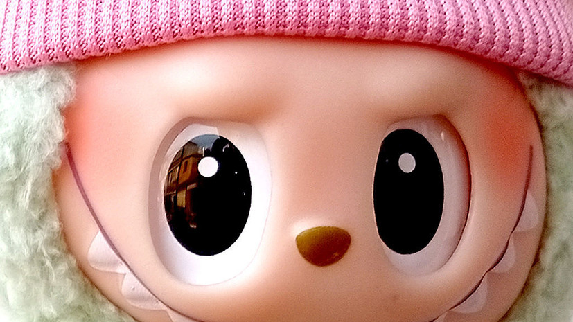 Глава Росмолодёжи Гуров предложил заменить Лабубу Чебурашкой