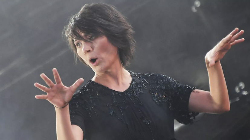 Приставы начали взыскивать с иноагента Земфиры задолженность по коммуналке