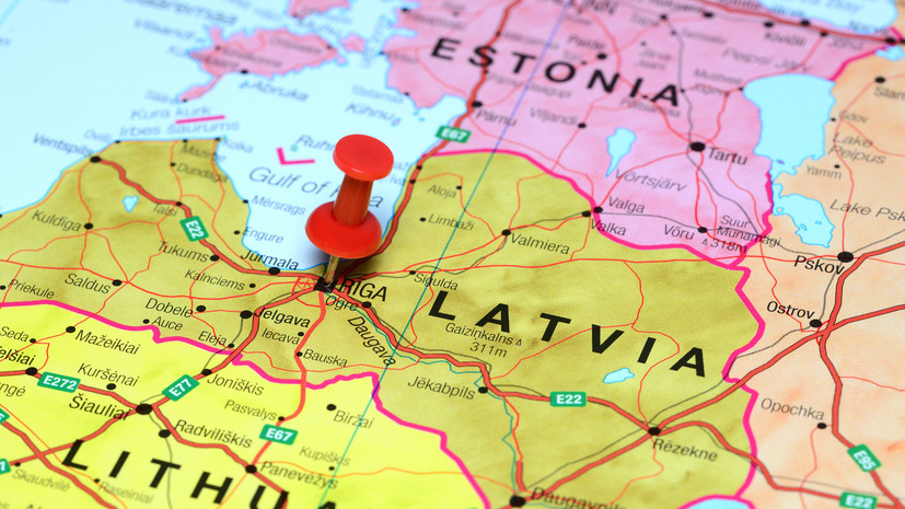 Политолог Казаков высказался о том, как власти Прибалтики «отблагодарили» русскоязычных