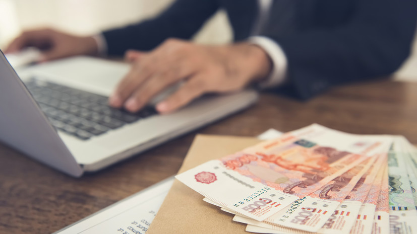 В SuperJob назвали вузы с самой высокой зарплатой среди выпускников в IT