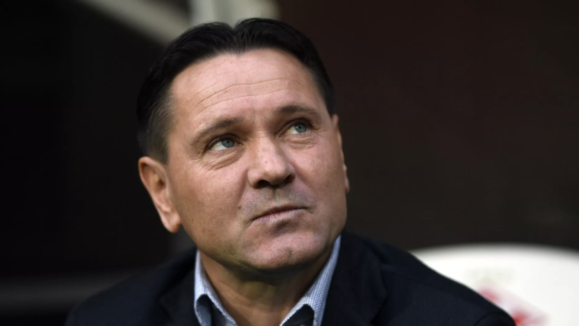 Манише: после ужина Аленичев не нашёл выезд с парковки и начал съезжать по лестнице